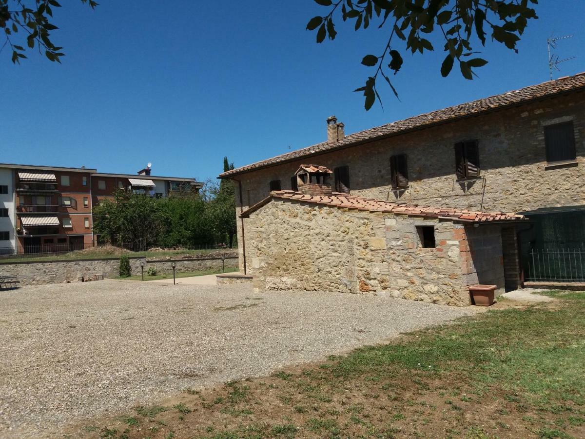 Affittacamere Antonio E Francesca Staggia Buitenkant foto